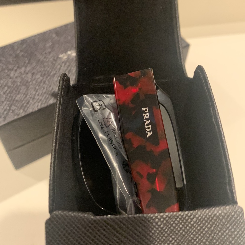 NEW PRADA PR 22YS 1AB5S0 BLACK DARK GREY AUTHENTIC SUNGLASSES 58-15 “Wide Frame” - Picture 7 of 10